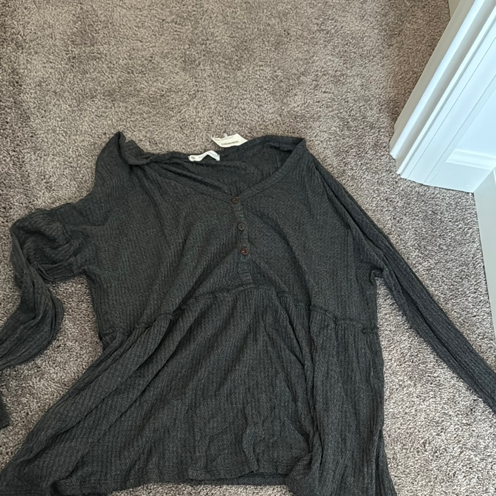 Women's Gray V-Neck Top